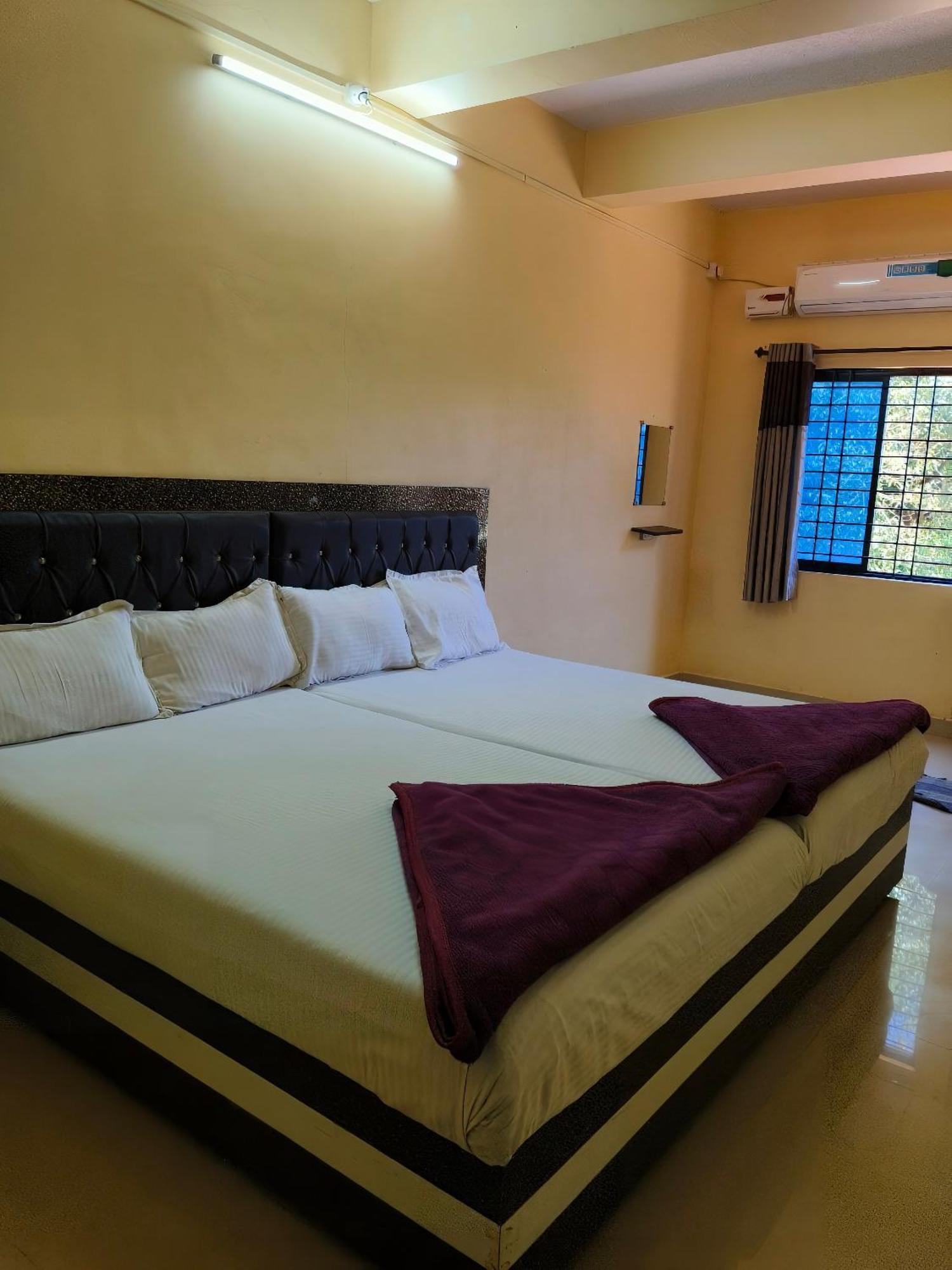 Kamath Inn Mavalli Exterior photo